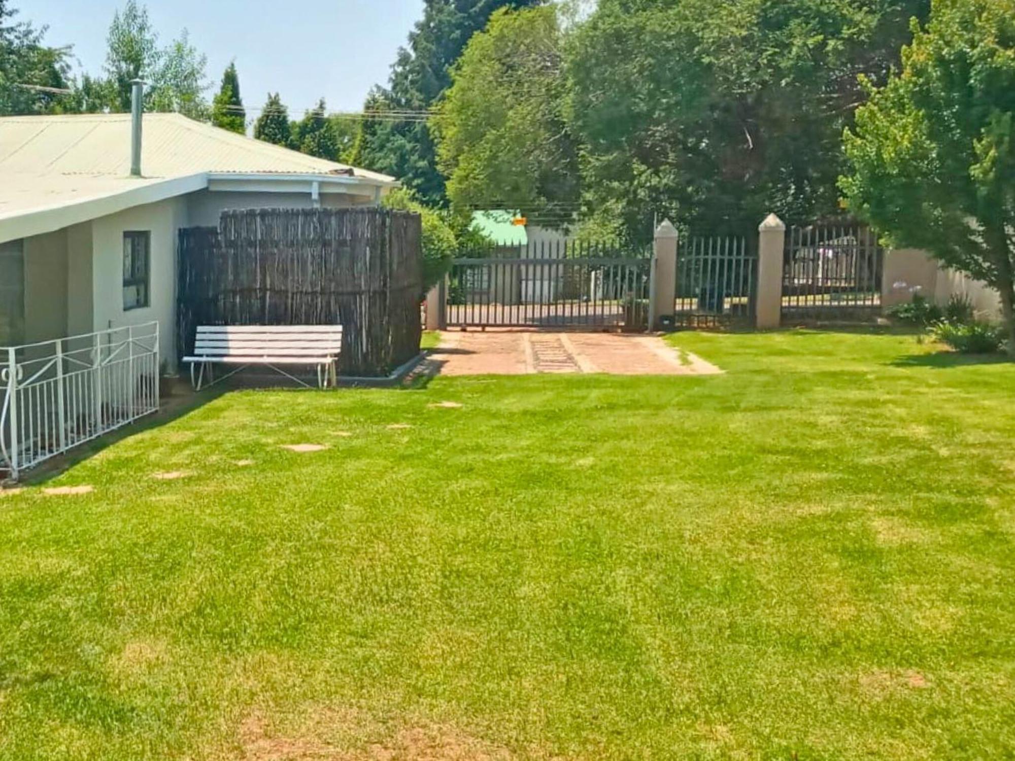 The Browns' Luxury Suites & Cottage Dullstroom Esterno foto